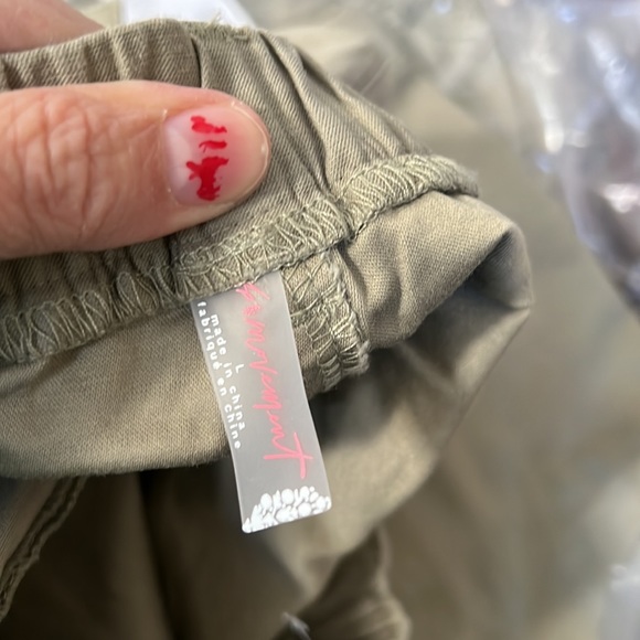 🛑 1 hour sale. Free People, Voyage utility pants - Picture 4 of 8